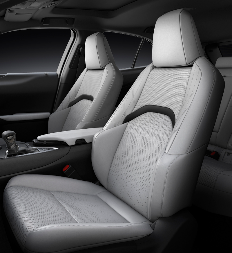 Illustration for article titled I Am Emotionally Prepared To See The 2019 Lexus UX Compact Crossover Everywhere